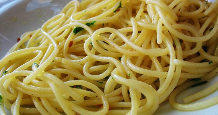 Friday Recipe: Spaghetti Aglio e Olio