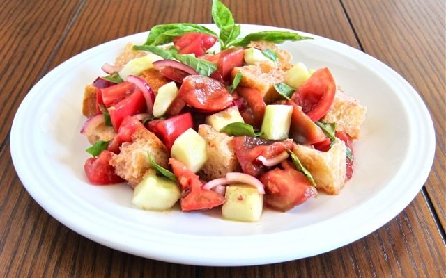 Panzanella (Summer Tomato & Bread Salad)